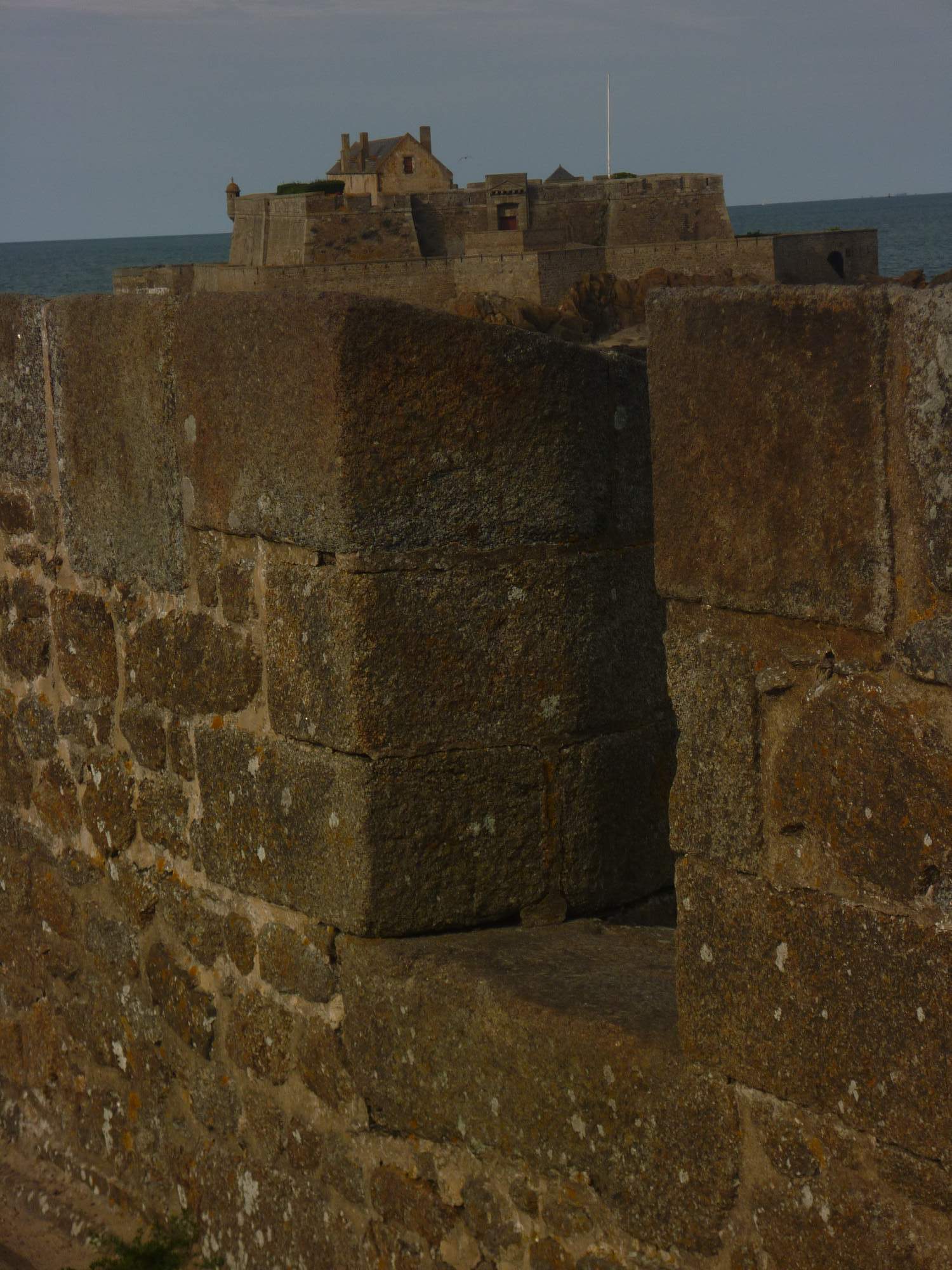 saint_malo_rempart